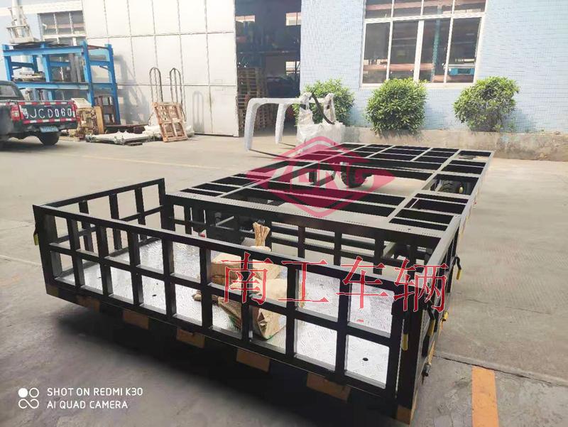 4吨骨架式开云足球体育_开云足球(中国)带小尾箱