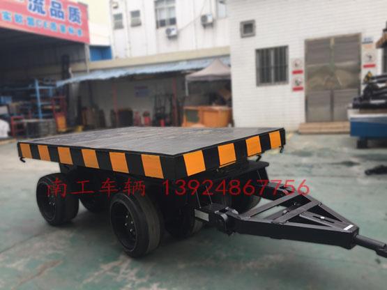 非标定制30吨重型8轮开云足球体育_开云足球(中国)