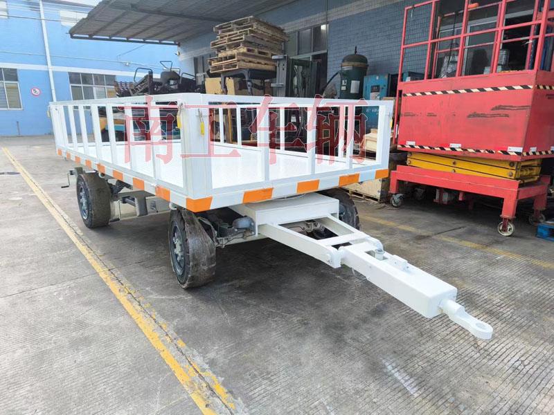 3吨开云足球体育_开云足球(中国)牵引工具拖车 带护栏减震刹车功能