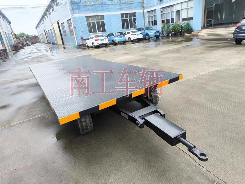 6吨牵引开云足球体育_开云足球(中国) 工业全挂拖车