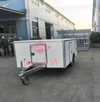 1675408028153441.jpg 机器人用0.3吨厢式ATV工具拖车3I.jpg