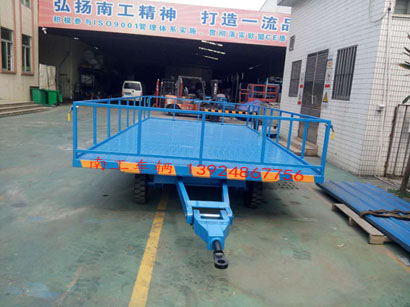 1677037242156456.jpg 5吨护栏型无动牵引全挂车 蓝色4I.jpg