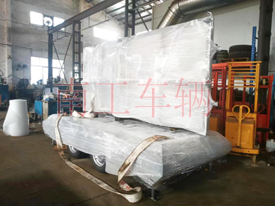 1700272409925941.jpg 6.8平方LED广告拖车1I.jpg