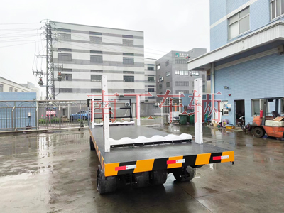 30T重型开云足球体育_开云足球(中国) 带活动插装立柱工具拖车4I.jpg