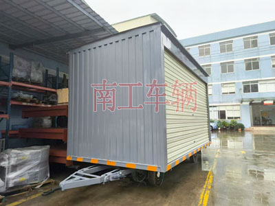 1726298022619163.jpg 10吨箱式开云足球体育_开云足球(中国)两侧带卷帘门I.jpg