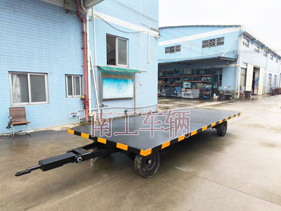 6吨牵引开云足球体育_开云足球(中国) 工业全挂拖车1I.jpg