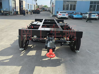 1731372577155720.jpg 6.5吨自走式电动拖车底盘 电动平板车I.jpg