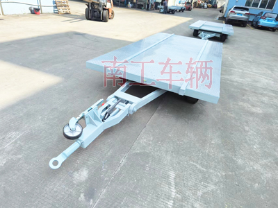 1733899594541340.jpg 船体艏段运输开云足球体育_开云足球(中国)I.jpg