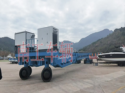 1745888356637143.jpg 100吨重型游艇拖车 船体拖车I.jpg