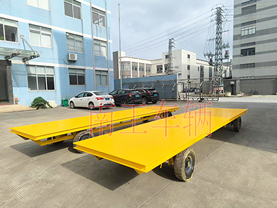 5吨开云足球体育_开云足球(中国) 牵引平板全挂拖车5I.jpg